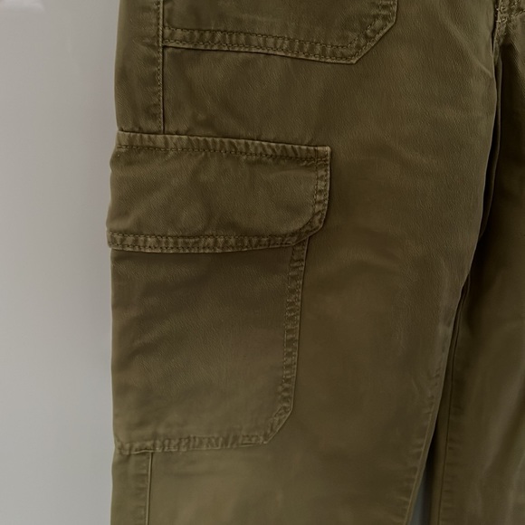 Green cargo pants, almost new - Picture 2 of 4